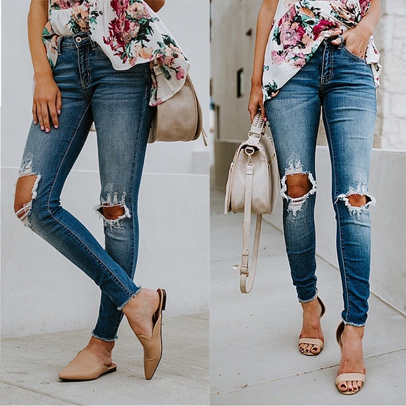 Distressed Denim Frayed Hem Ankle Skinny Jeans - Picture 4 of 9